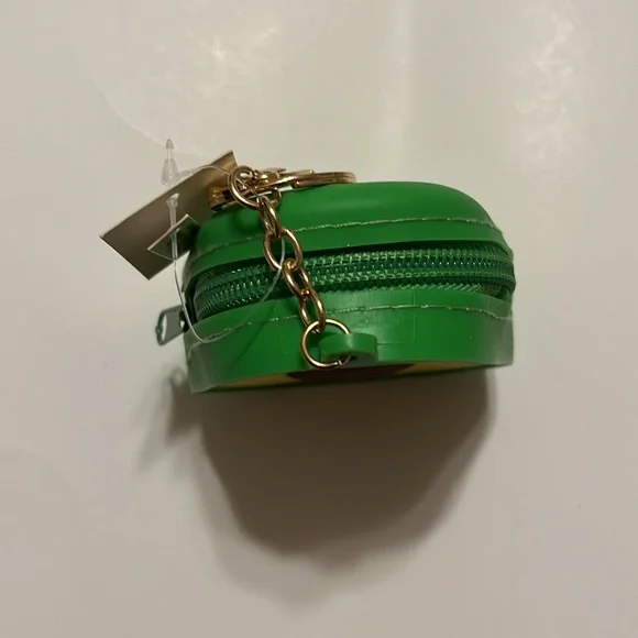 So cute avocado key ring or charm clip on your bag or purse - Picture 2 of 7